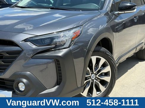 Used 2025 Subaru Outback Limited XT w/ Popular Package #2 AWD/4WD image 3