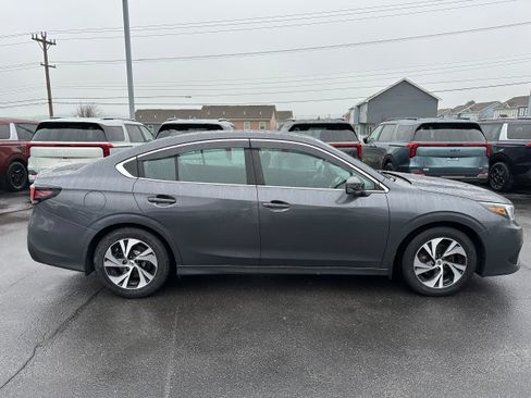 Used 2022 Subaru Legacy Premium AWD/4WD image 4