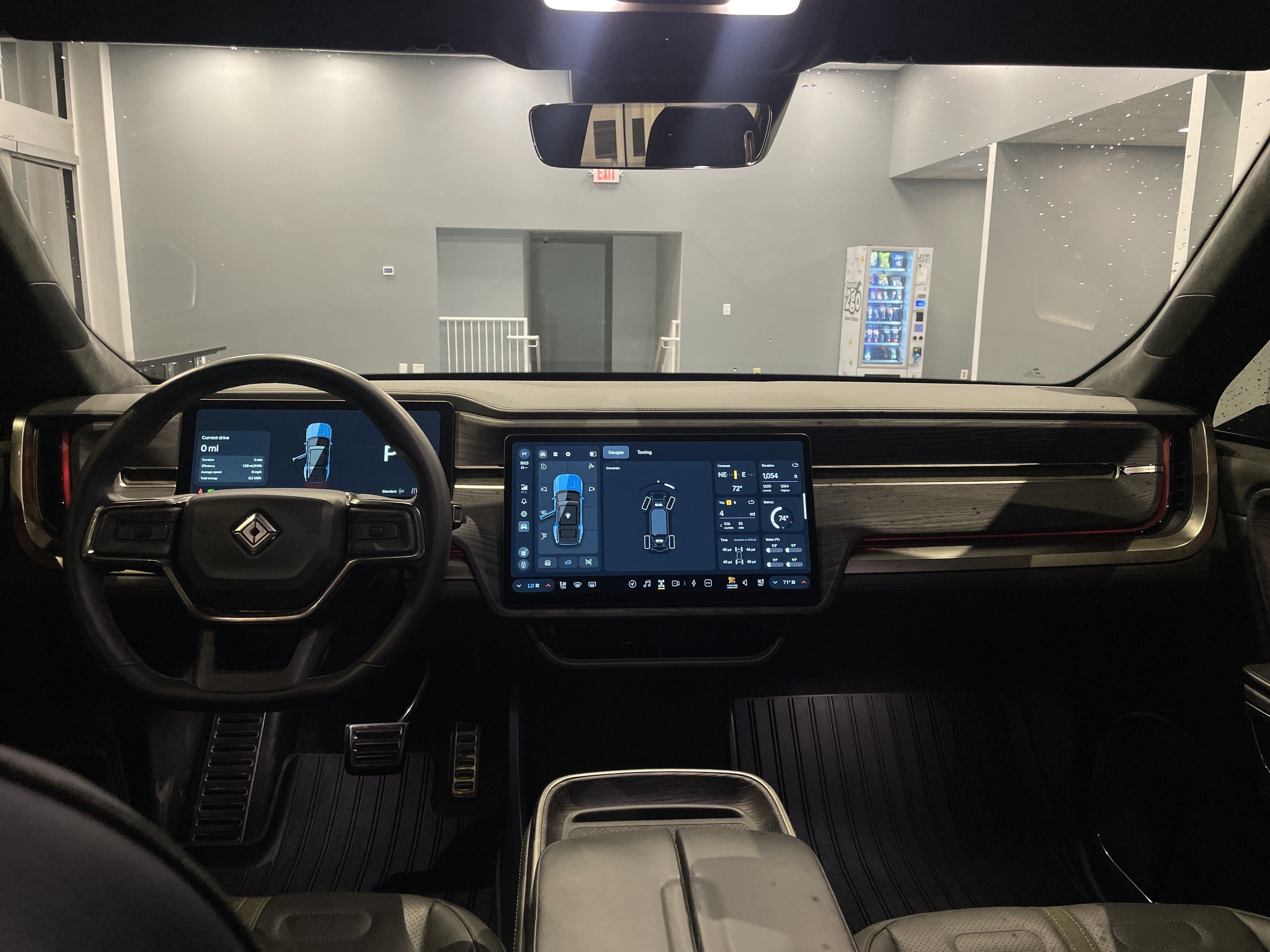 Used 2023 Rivian R1S Adventure Quad AWD/4WD image 36