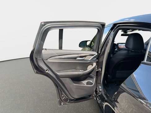 Used 2023 BMW X4 M40i image 29