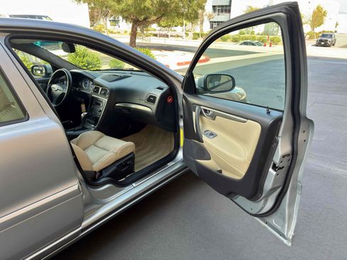 Used 2007 Volvo S60 R AWD/4WD image 36