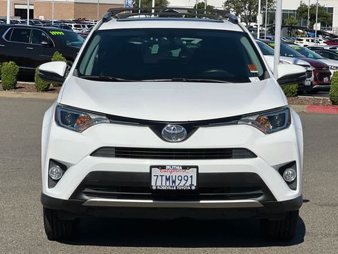 Certified 2016 Toyota RAV4 XLE AWD/4WD image 10