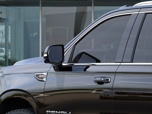 New 2025 GMC Yukon XL Denali w/ Sun & Power Step Package image 13
