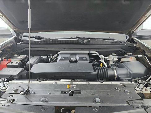 Used 2024 Chevrolet Colorado LT w/ LT Convenience Package image 32