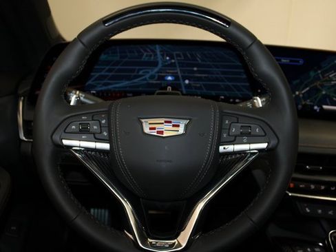 Used 2025 Cadillac CT5 V image 29