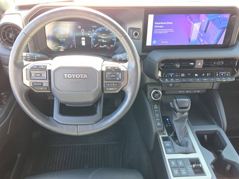 Certified 2024 Toyota Land Cruiser Base image 18