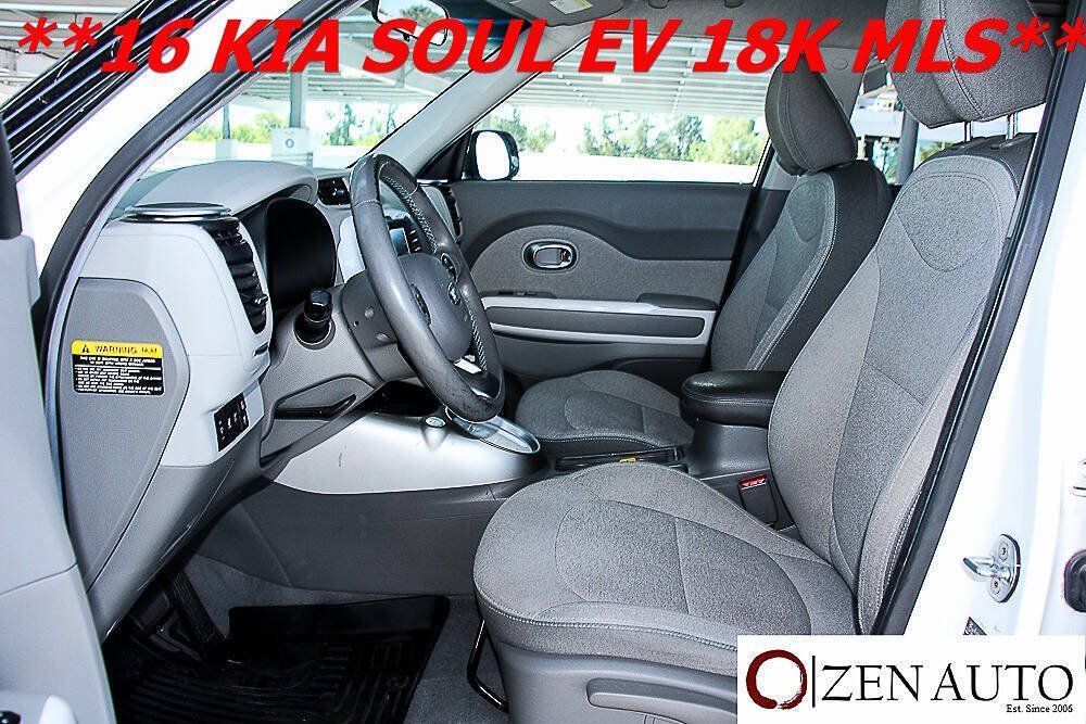 Used 2016 Kia Soul EV FWD image 23