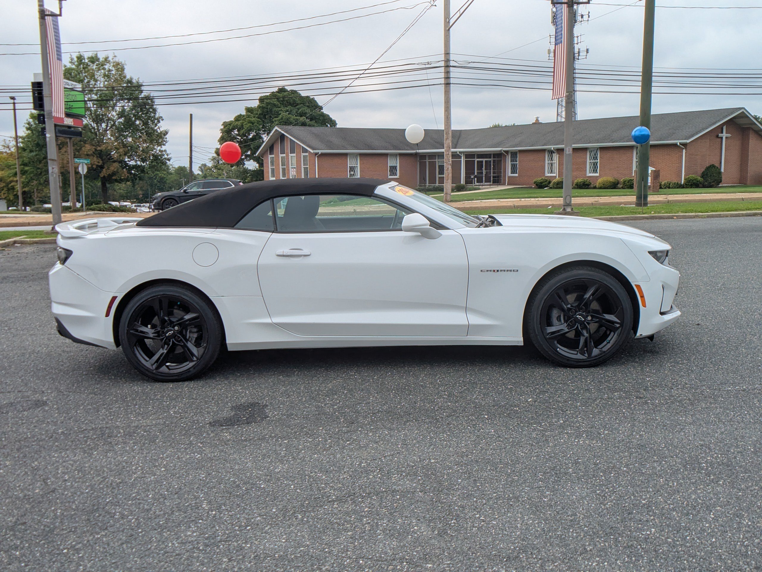 Used 2024 Chevrolet Camaro LT RWD image 11