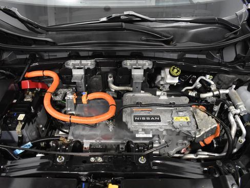 Used 2023 Nissan Ariya FWD image 36
