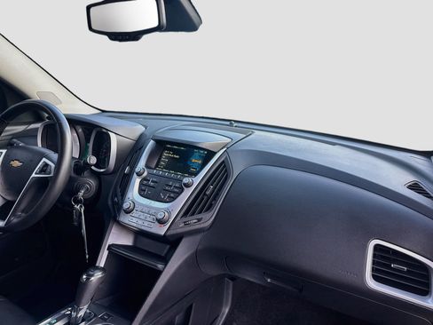 Used 2017 Chevrolet Equinox Premier w/ Enhanced Convenience Package FWD image 29