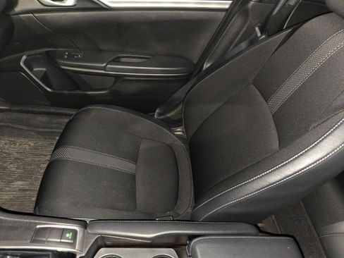 Used 2019 Honda Civic Sport image 6