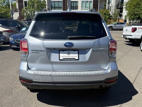 Used 2018 Subaru Forester 2.5i Premium AWD/4WD image 8