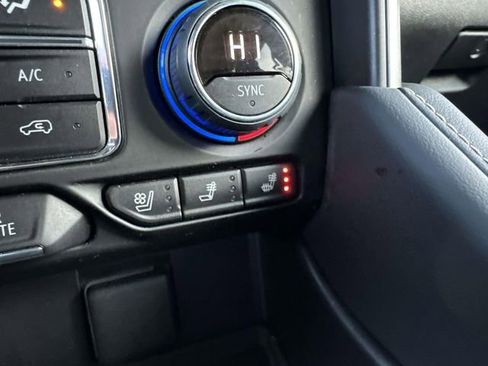 Used 2024 Chevrolet Suburban Premier w/ Premium Package image 49