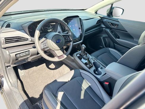 Certified 2025 Subaru Crosstrek 2.5i Limited w/ Crosstrek Mirror Package image 12