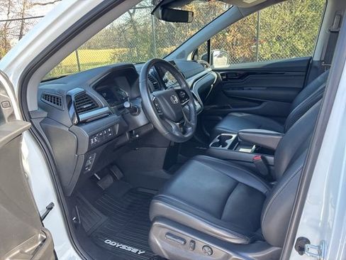 Used 2022 Honda Odyssey Touring image 15