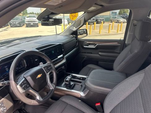 Used 2023 Chevrolet Silverado 1500 LT w/ Protection Package AWD/4WD image 14