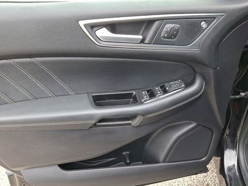 Used 2019 Ford Edge ST w/ Equipment Group 401A AWD/4WD image 13