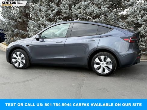 Used 2023 Tesla Model Y Long Range image 4