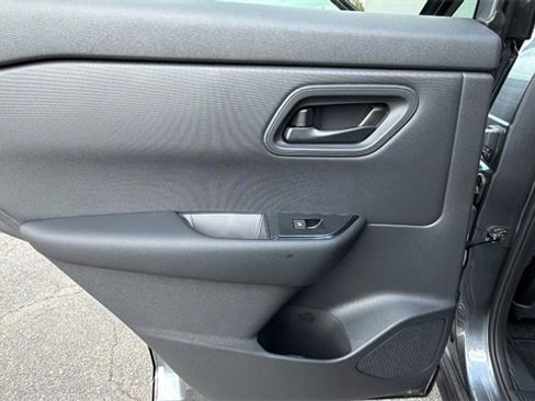 New 2026 Nissan Rogue S image 13