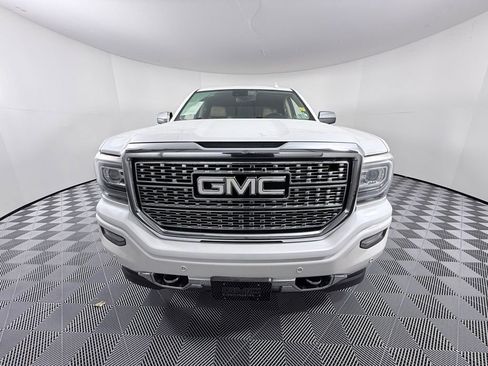 Used 2017 GMC Sierra 1500 Denali w/ Denali Ultimate Package image 3