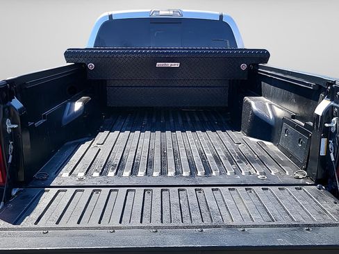 Used 2021 Toyota Tacoma SR5 AWD/4WD image 28