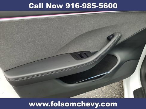 Used 2025 Tesla Model 3 image 23