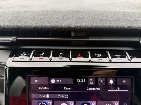 New 2025 Jeep Grand Cherokee Laredo image 29