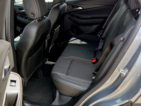 Used 2025 Buick Encore GX Preferred AWD/4WD image 29