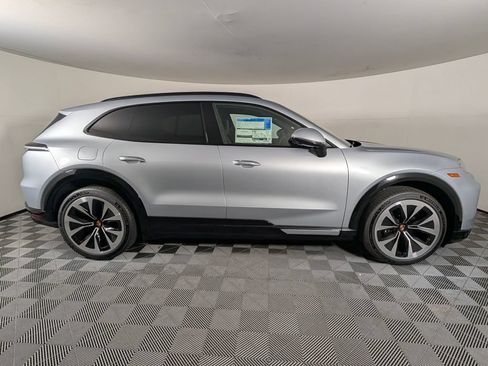 New 2026 Porsche Cayenne Electric AWD/4WD image 8