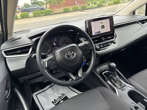 Used 2024 Toyota Corolla LE FWD image 25