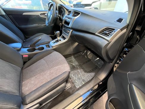 Used 2014 Nissan Sentra SV FWD image 11