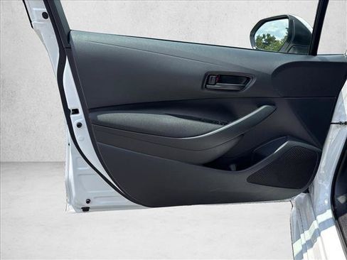 Used 2026 Toyota Corolla LE FWD image 11