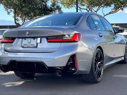 Used 2023 BMW 330i Sedan w/ M Sport Package RWD image 11