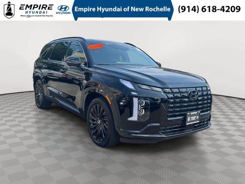Certified 2025 Hyundai Palisade Calligraphy AWD/4WD image 1