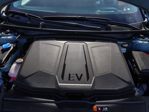 New 2026 Hyundai Ioniq 5 Limited image 14