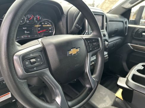 Used 2022 Chevrolet Silverado 3500 LT w/ Remote Start Package image 14