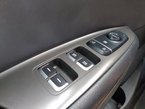 Used 2020 Kia Optima S FWD image 27