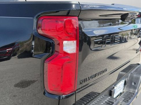 New 2026 Chevrolet Silverado 1500 High Country w/ High Country Premium Package AWD/4WD image 39