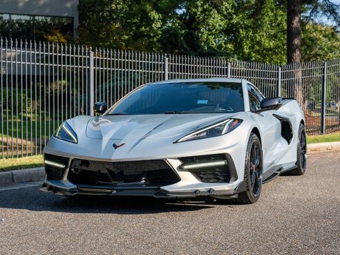 Used 2021 Chevrolet Corvette Stingray Coupe w/ Z51 Performance Package RWD image 2
