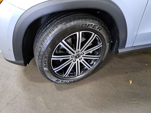 Used 2025 Mercedes-Benz GLE 350 4MATIC image 35