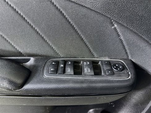 Used 2019 Dodge Charger GT image 23