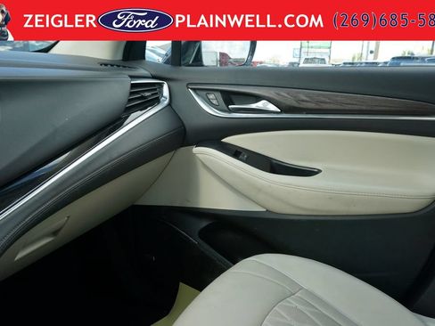 Used 2023 Buick Enclave Avenir w/ Avenir Technology Package AWD/4WD image 37