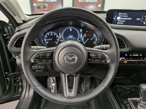 Certified 2025 MAZDA CX-30 AWD 2.5 S w/ Preferred Package image 19