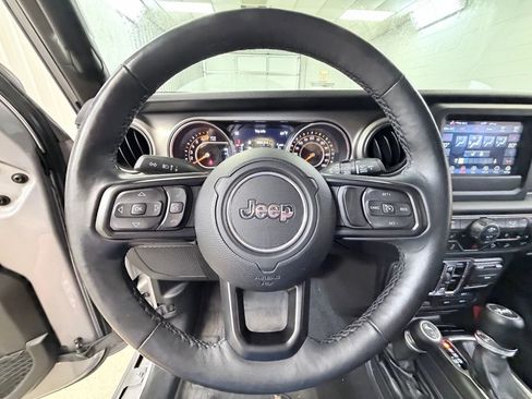 Used 2018 Jeep Wrangler Unlimited Sport S AWD/4WD image 38