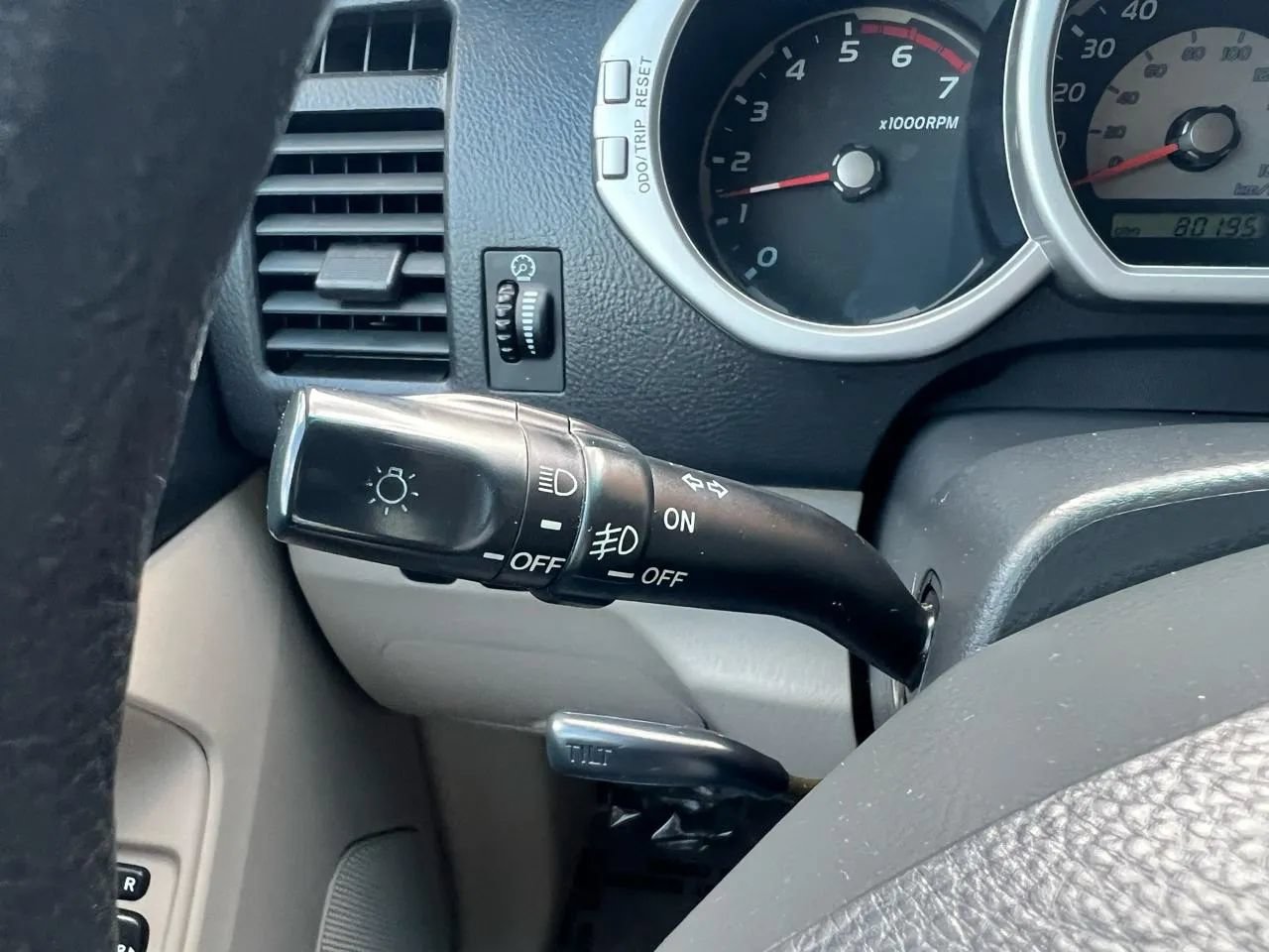 Used 2003 Toyota 4Runner Sport AWD/4WD image 37
