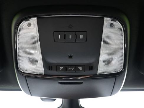 Used 2021 Jeep Grand Cherokee Trackhawk AWD/4WD image 36