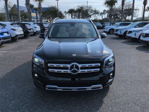Used 2022 Mercedes-Benz GLB 250 image 3