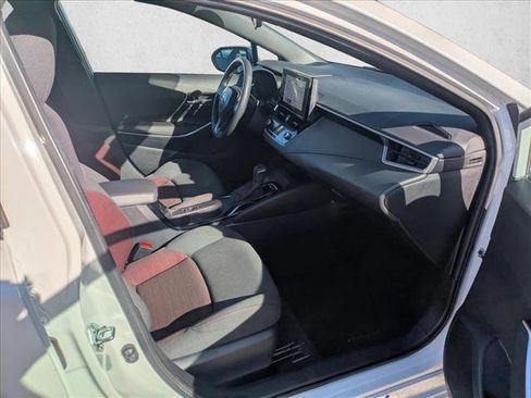 Used 2024 Toyota Corolla SE image 18