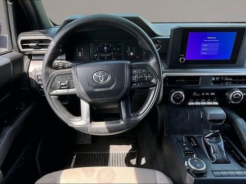 Used 2024 Toyota Tacoma SR5 AWD/4WD image 8