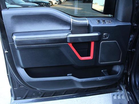 Used 2019 Ford F150 Raptor w/ Equipment Group 802A Luxury AWD/4WD image 8